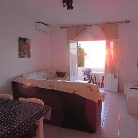 And * Mojacar