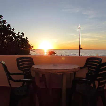 And * Mojacar